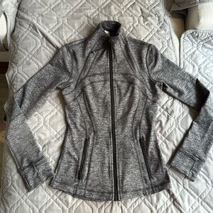 Lululemon Define Jacket. Size 4. Gray.